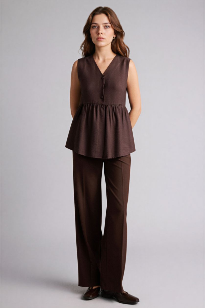 نساء بني جيلي قصة عادية بياقة V