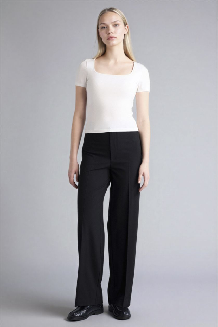 Женщины Бежевый Футболка Slim Fit с квадратным вырезом и коротким рукавом