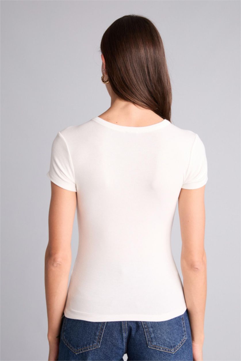 Kadın Ekru Slım Fıt Basıc Tişört