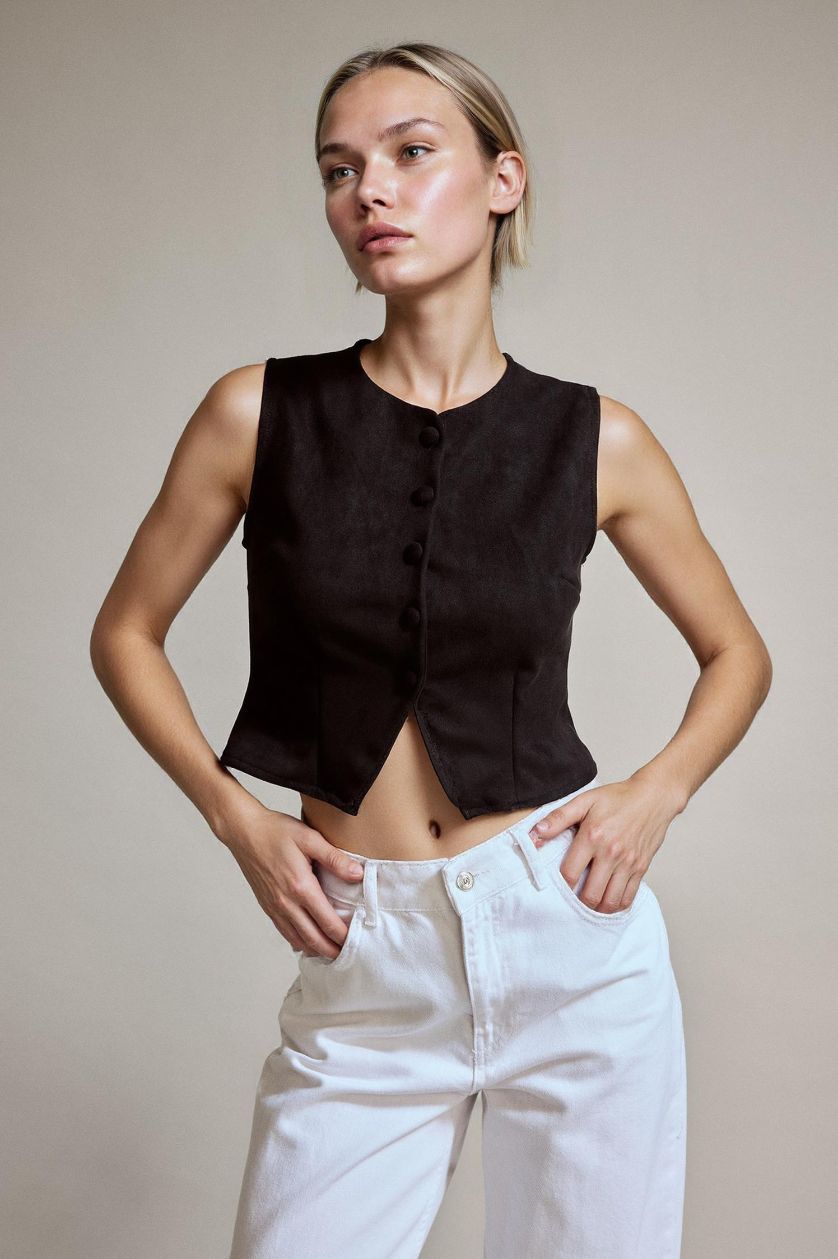 Woman Black Crop Suede Vest