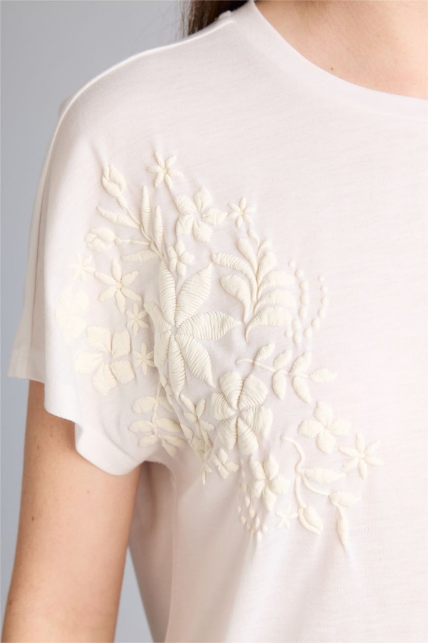 Женщины Бежевый Футболка Relax Fit с круглым вырезом коротким рукавом и объемным принтом