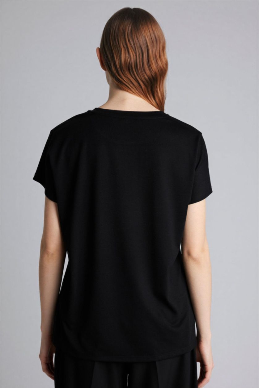 Әйелдерге қара Футболка с круглым вырезом коротким рукавом и принтом из камней