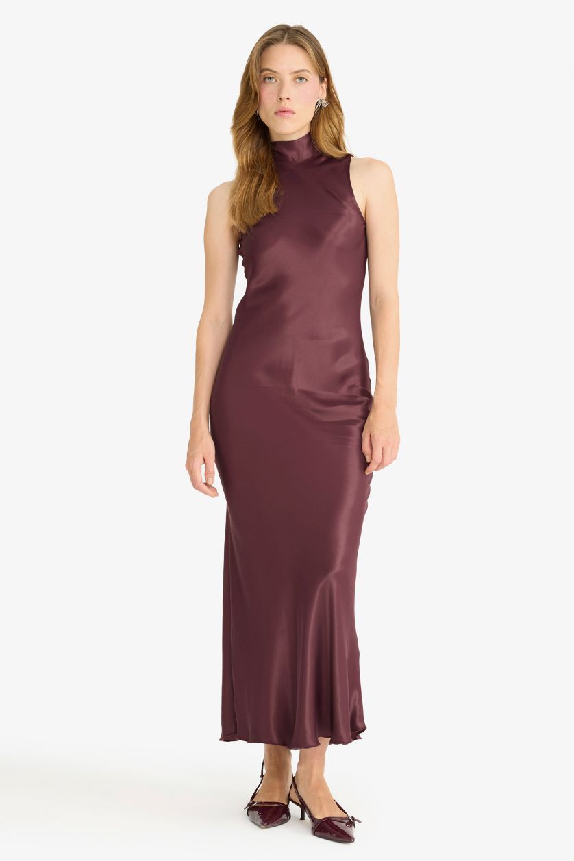 Kadın Bordo Regular Fıt Saten Kolsuz Maxi Elbise