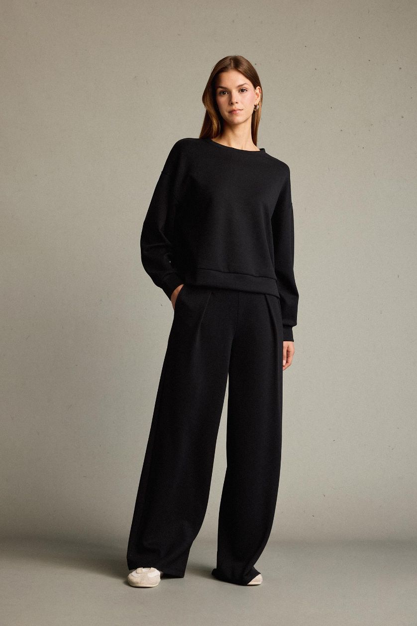 Kadın Siyah Regular Fit Normal Bel Düz Paça Modal Pantolon