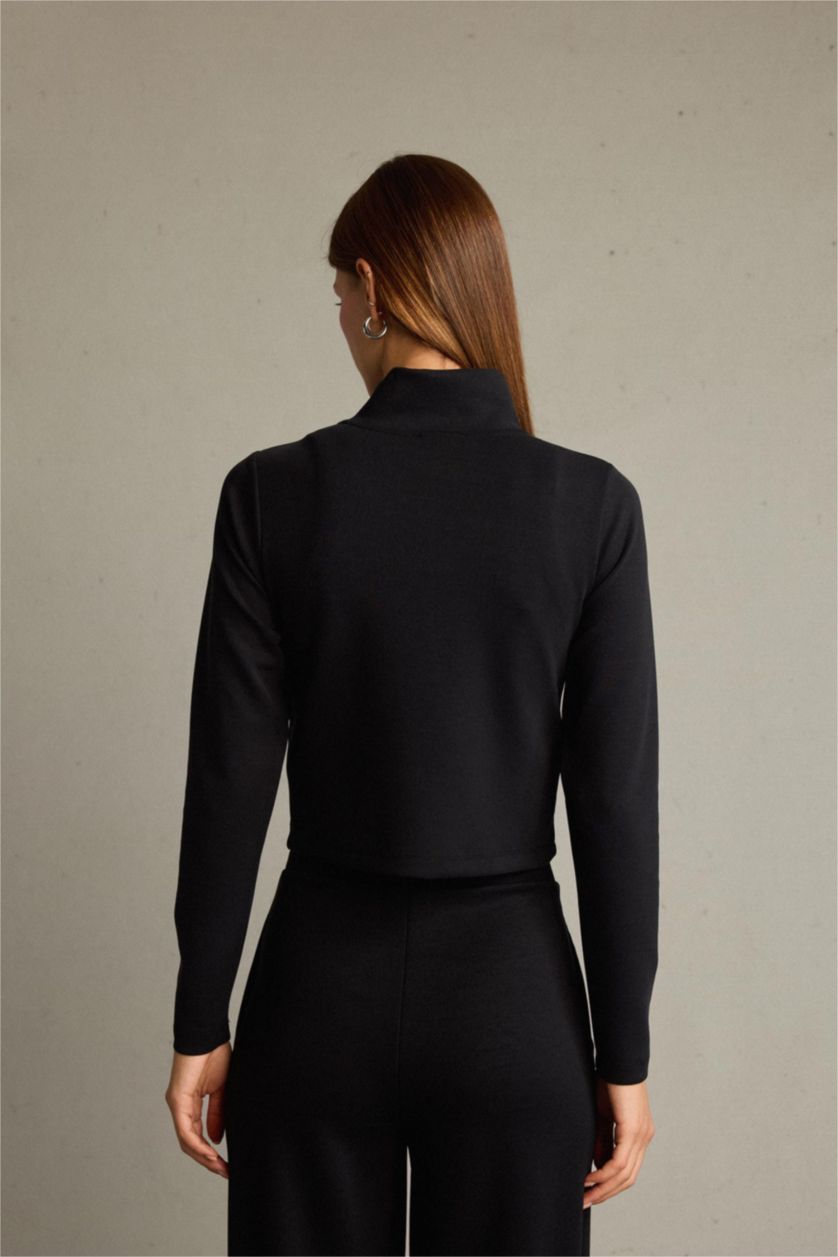 Kadın Siyah Yarım Balıkçı Yaka Modal Fermuarlı Sweatshirt