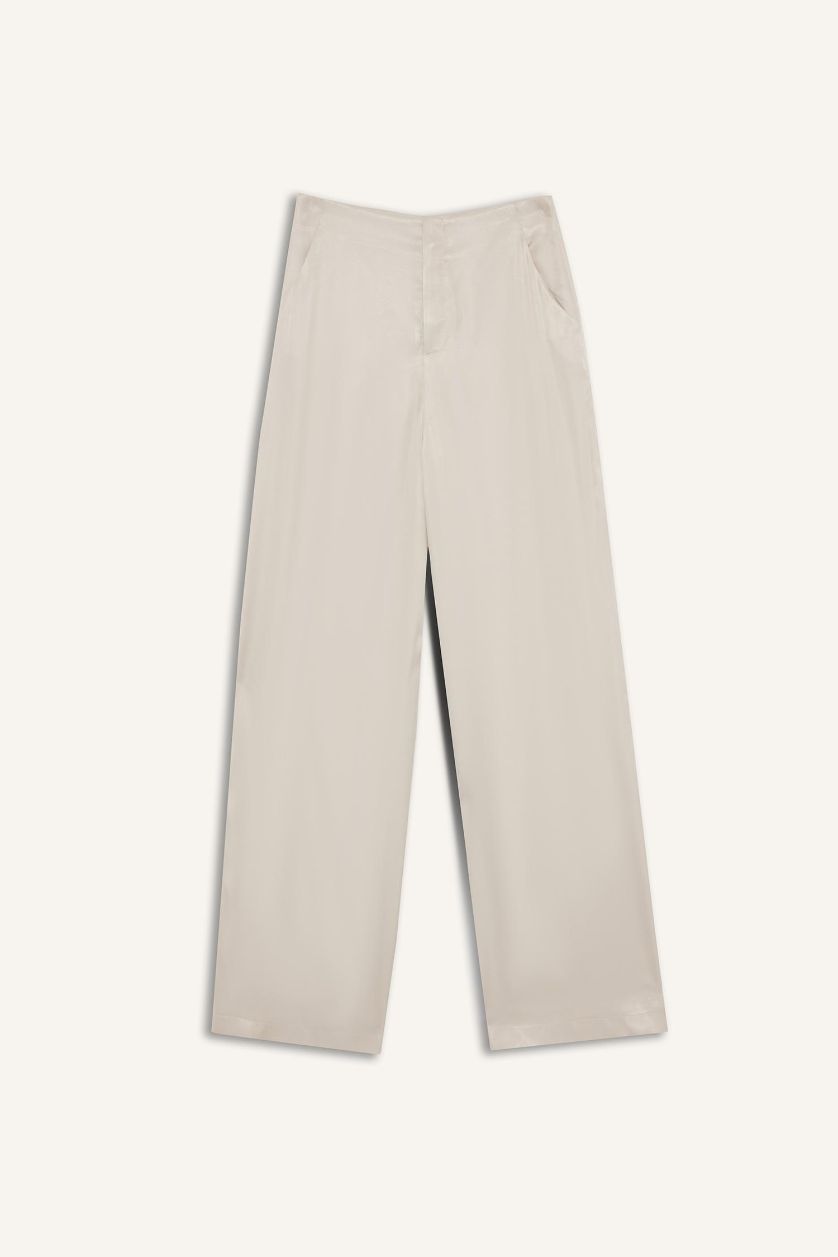 Kadın Ekru Regular Fıt Cepli Bilek Boy Saten Pantolon