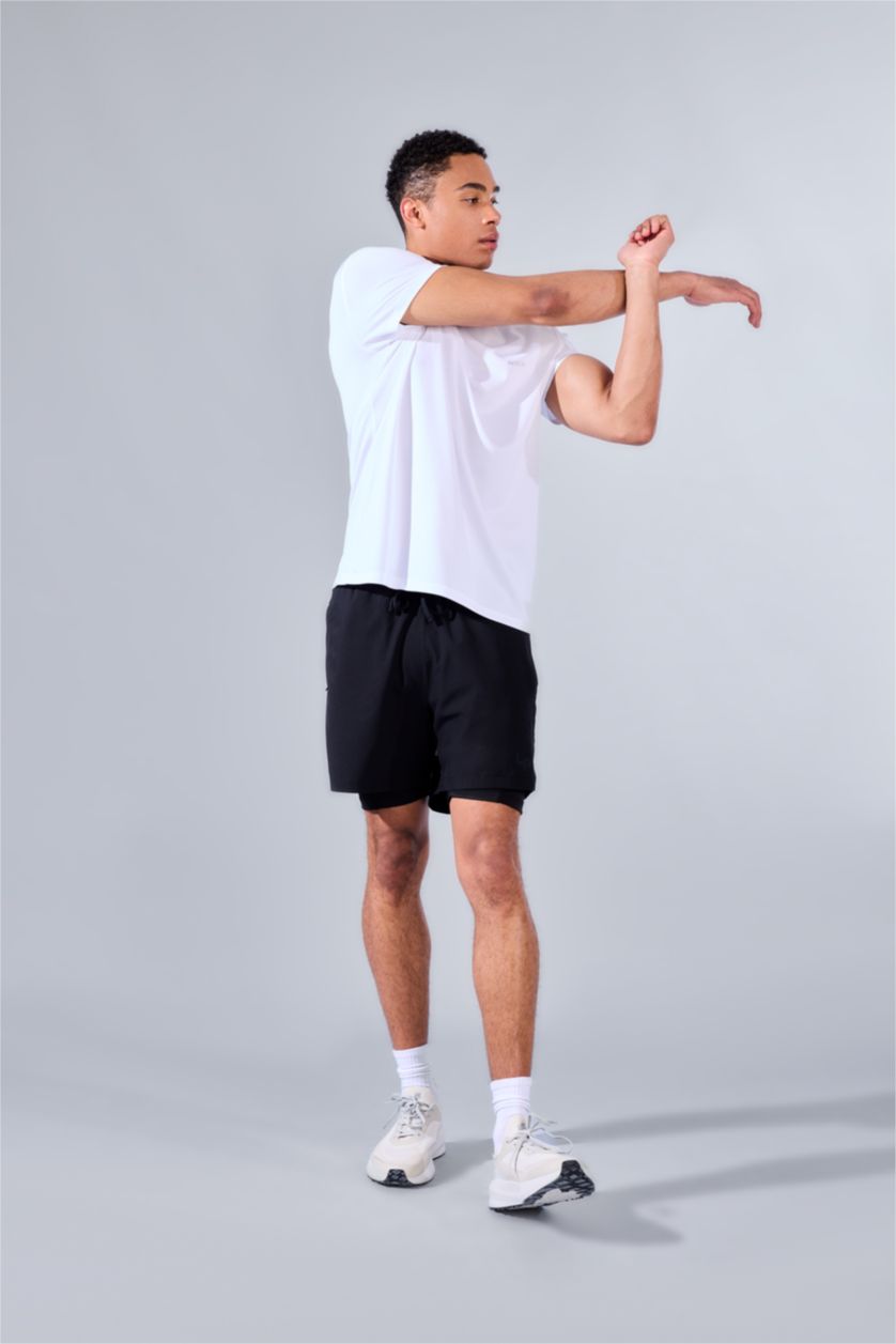 رجال أسود Standard Fit Sports Shorts
