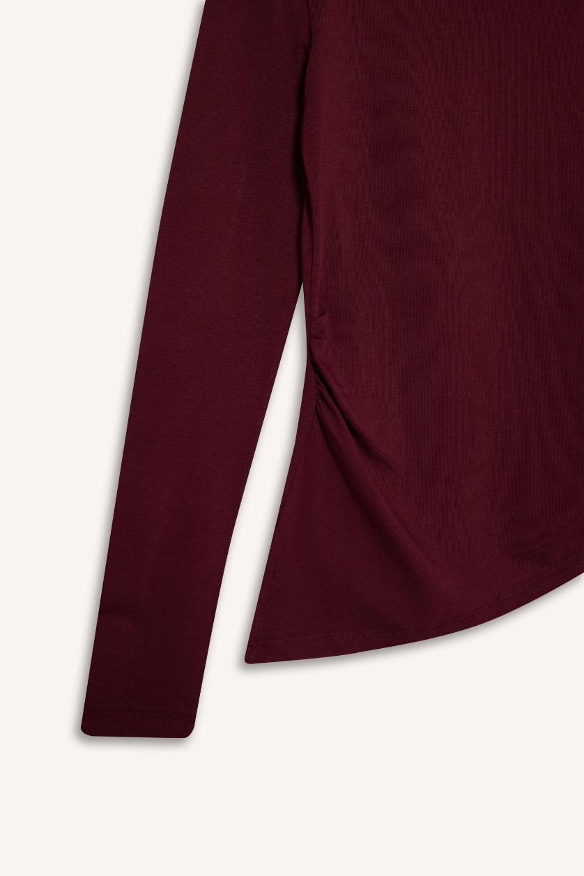 حريمي خمري تيشيرت تول كم طويل سليم فيت وياقة عريضة