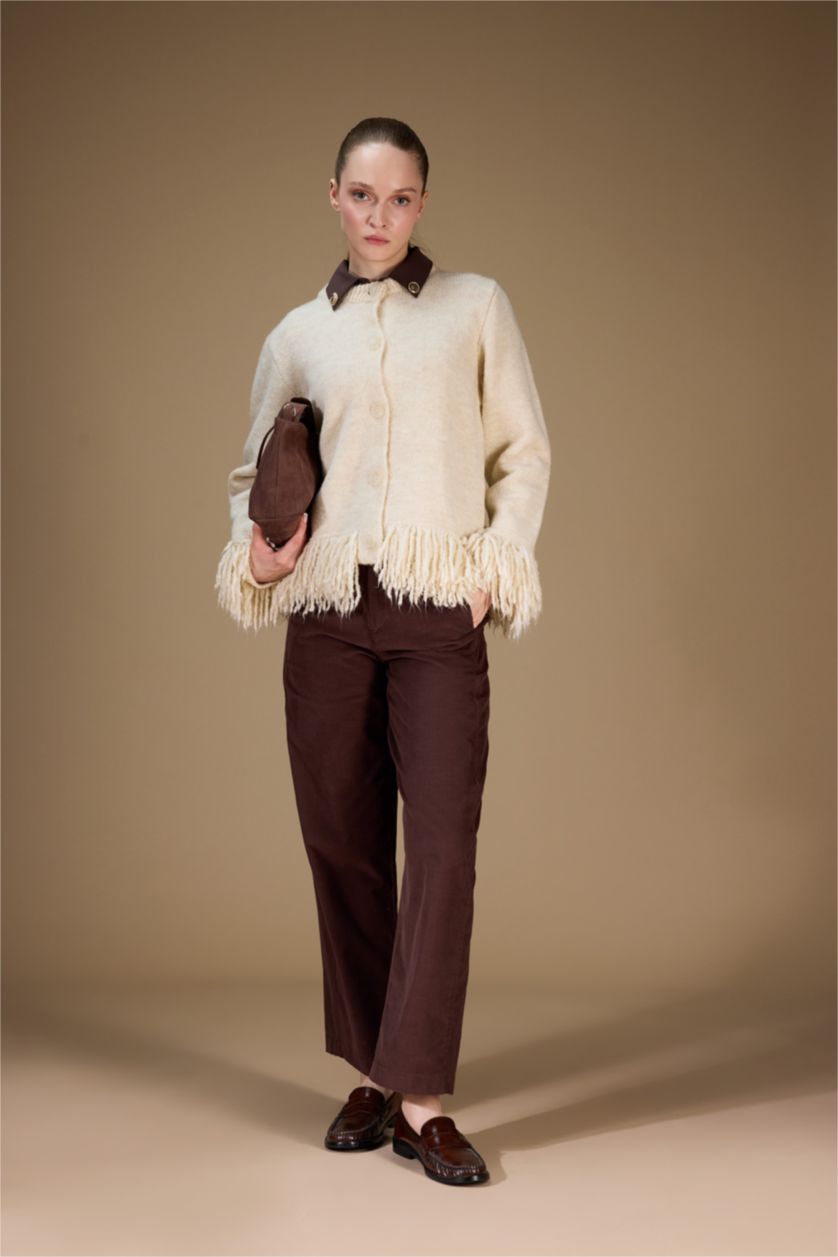 حريمي بيج فاتح كارديجان تريكو مكشكش قصة عادية بياقة مستديرة