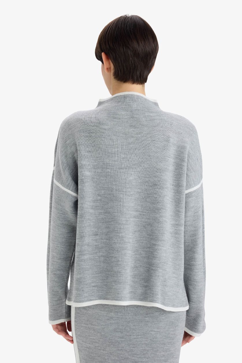 نساء ميلانج رمادي بلوفر تريكو اوفر سايز بياقة عالية