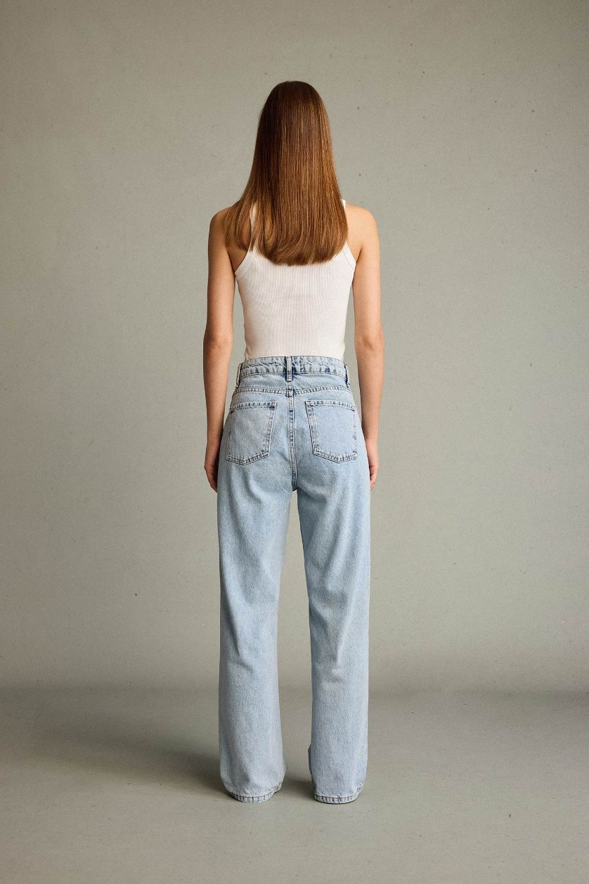 نساء أزرق فاتح بنطرون جينز وايد ليج قصة مريحة