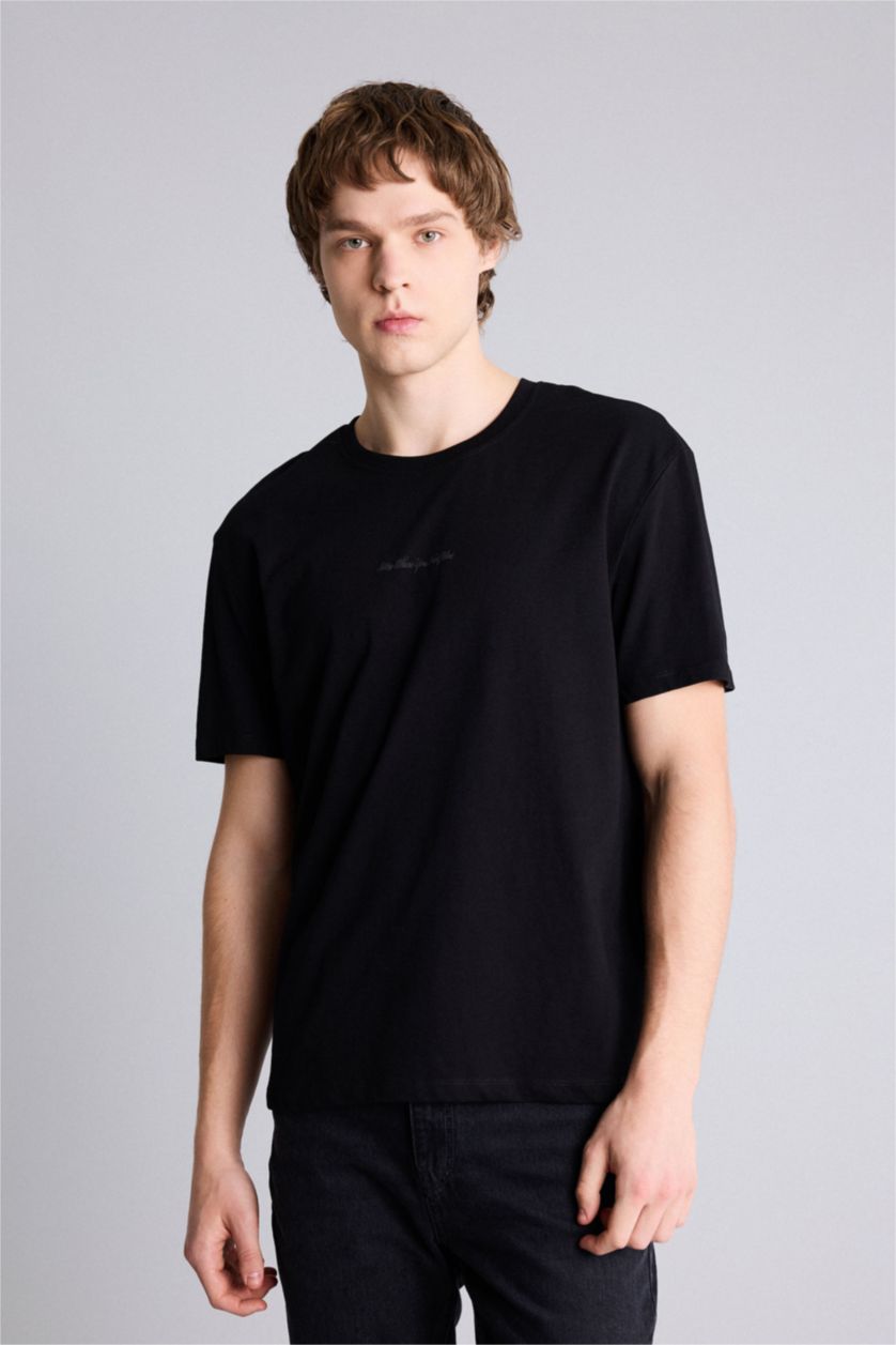 Erkek Siyah Baskılı Kısa Kollu Tişört