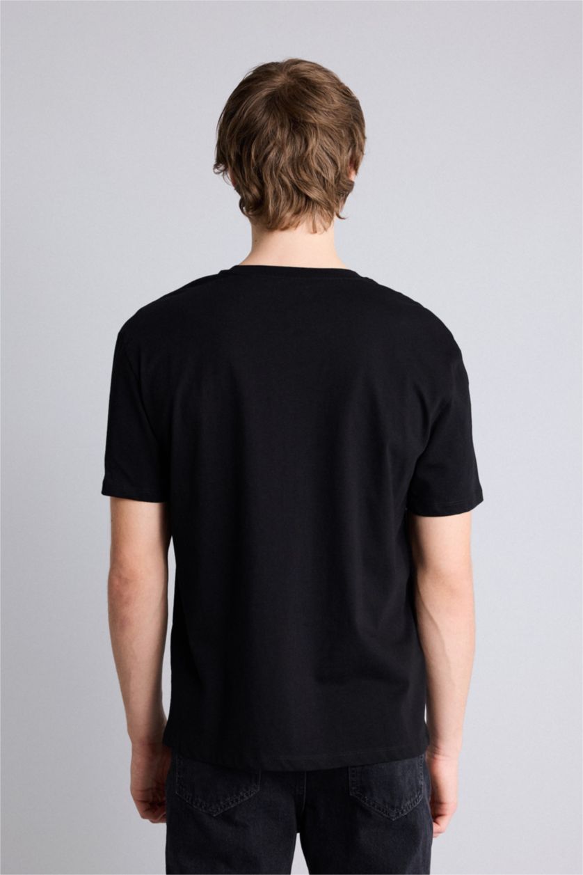 Erkek Siyah Baskılı Kısa Kollu Tişört