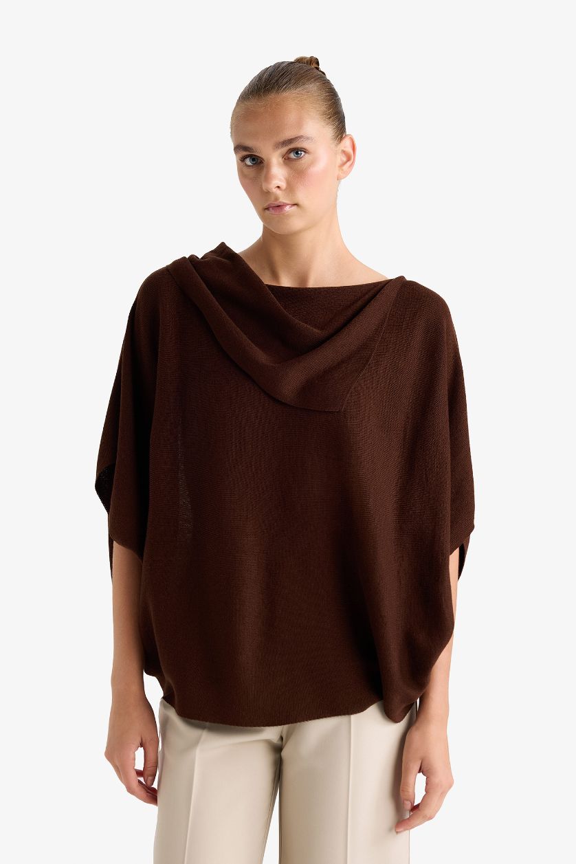 Kadın Kahve Oversıze Kayık Yaka Triko Kazak