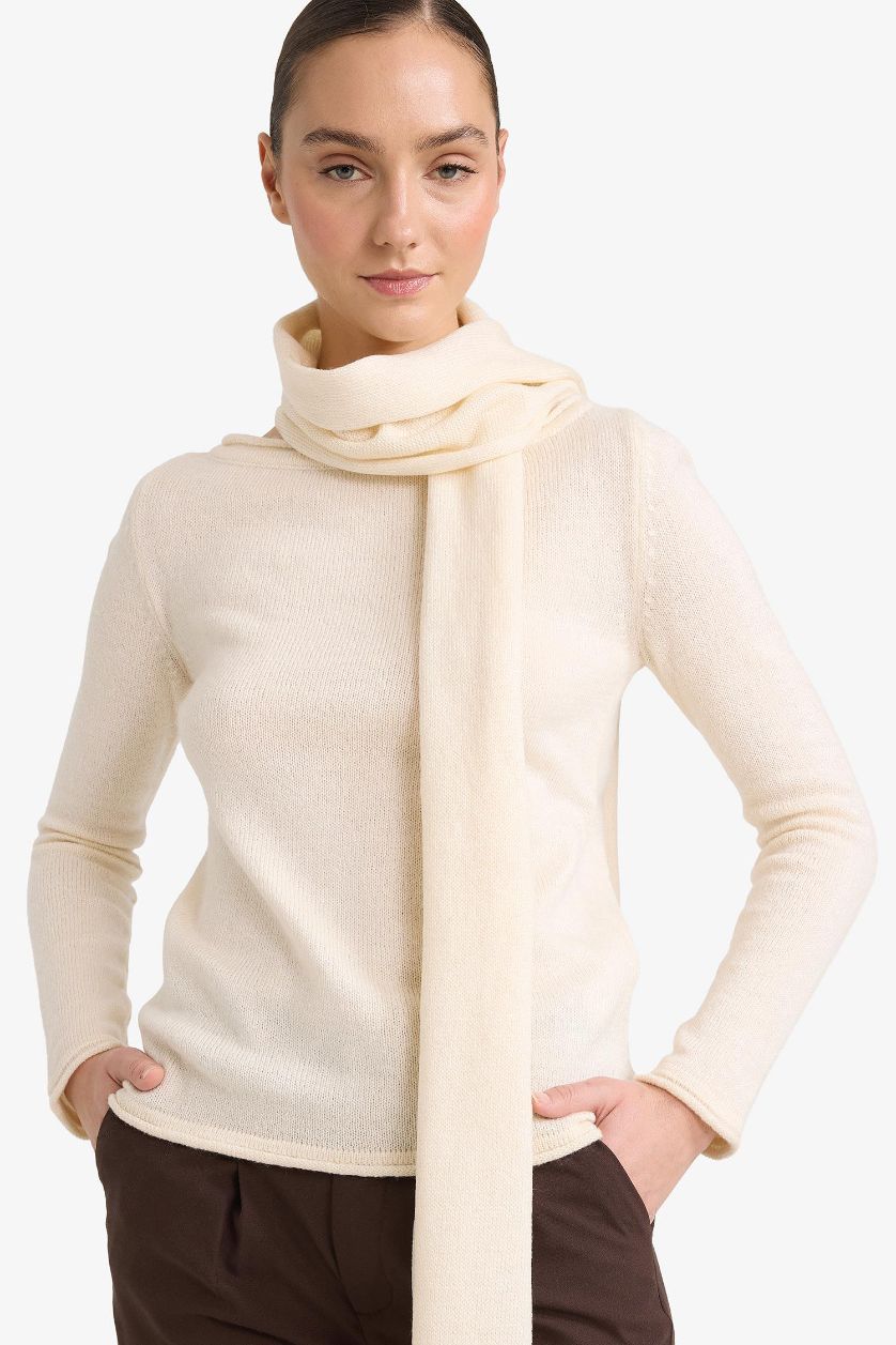Kadın Ekru Regular Fit Kayık Yaka Yumuşak Dokulu Şal Detaylı Triko Kazak