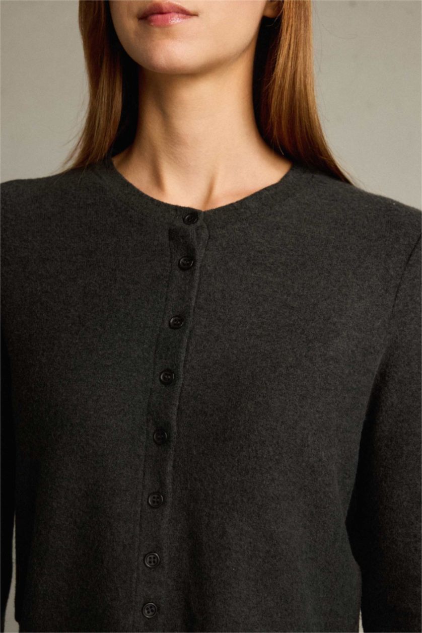 Kadın Antrasit Düğmeli Triko Hırka