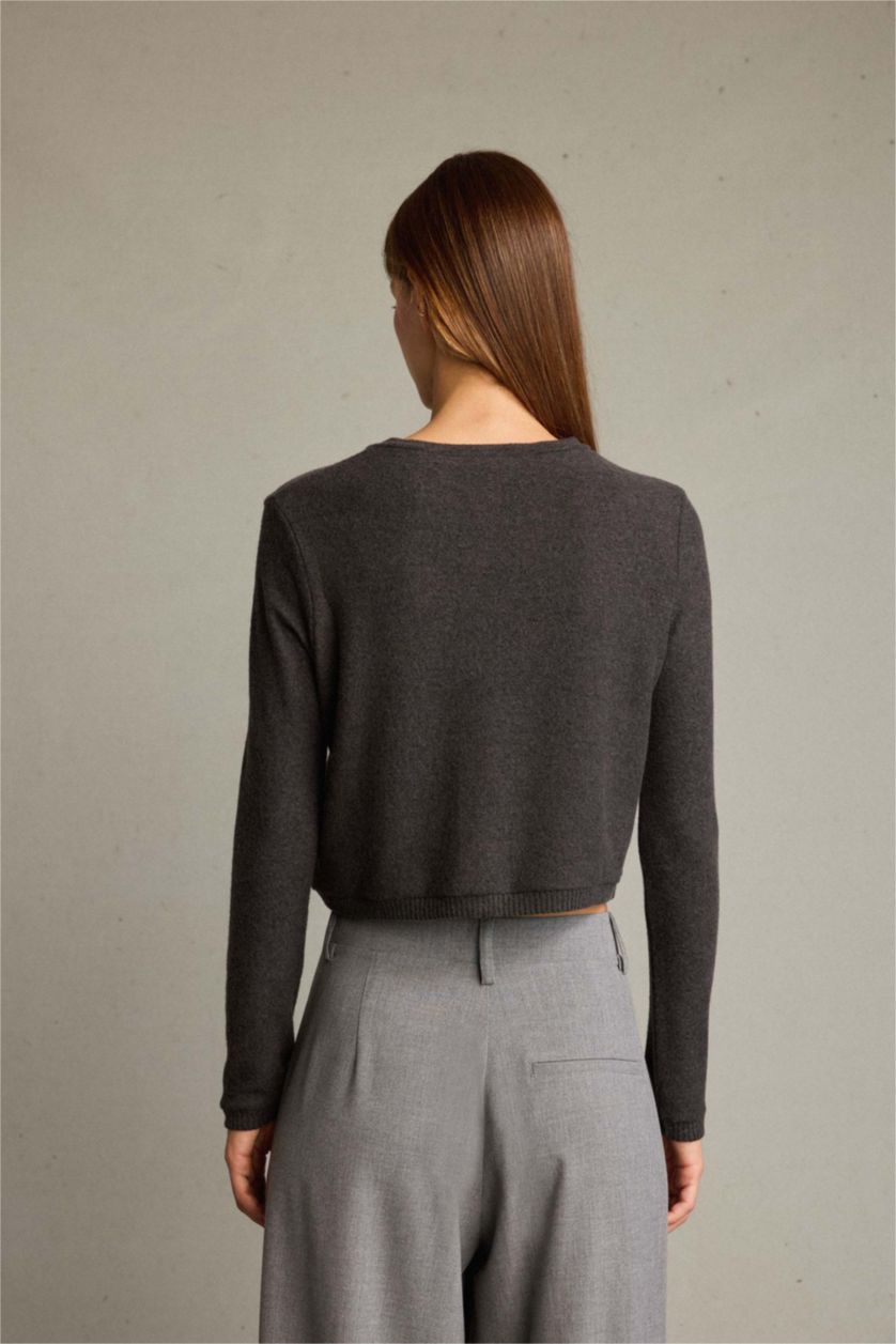 Kadın Antrasit Düğmeli Triko Hırka