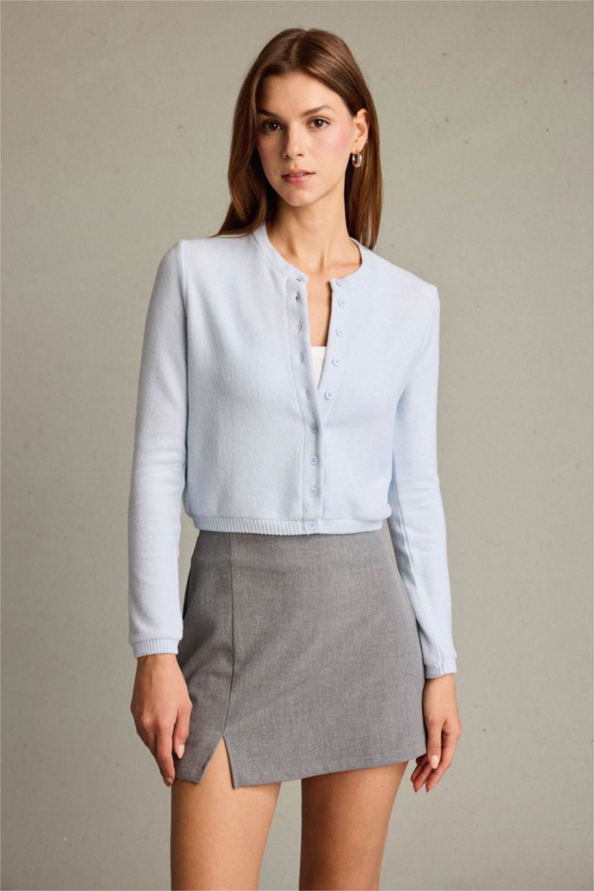 Woman Light Blue Regular Fit Crew Neck Cardigan