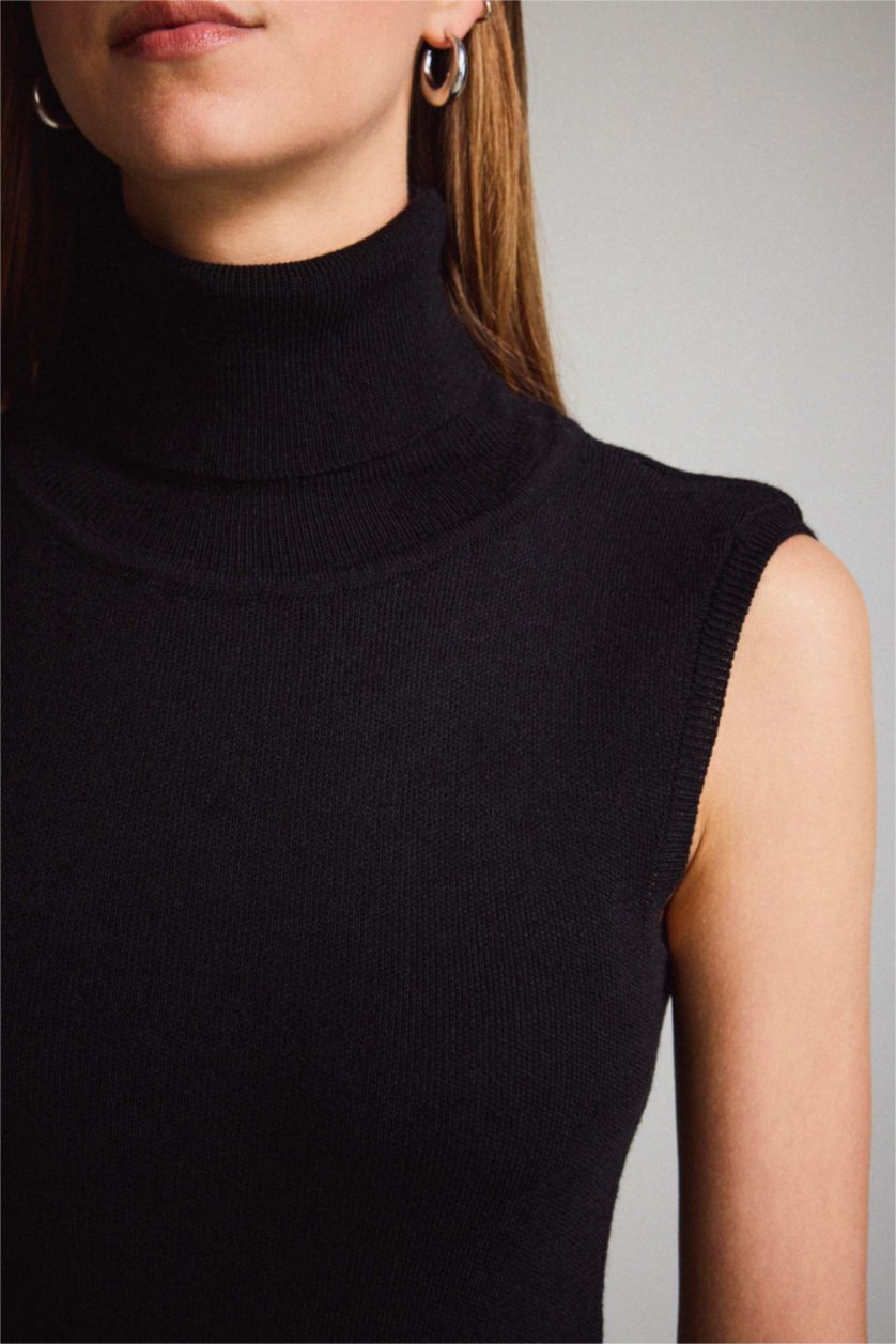 Kadın Siyah Balıkçı Yaka Triko Atlet