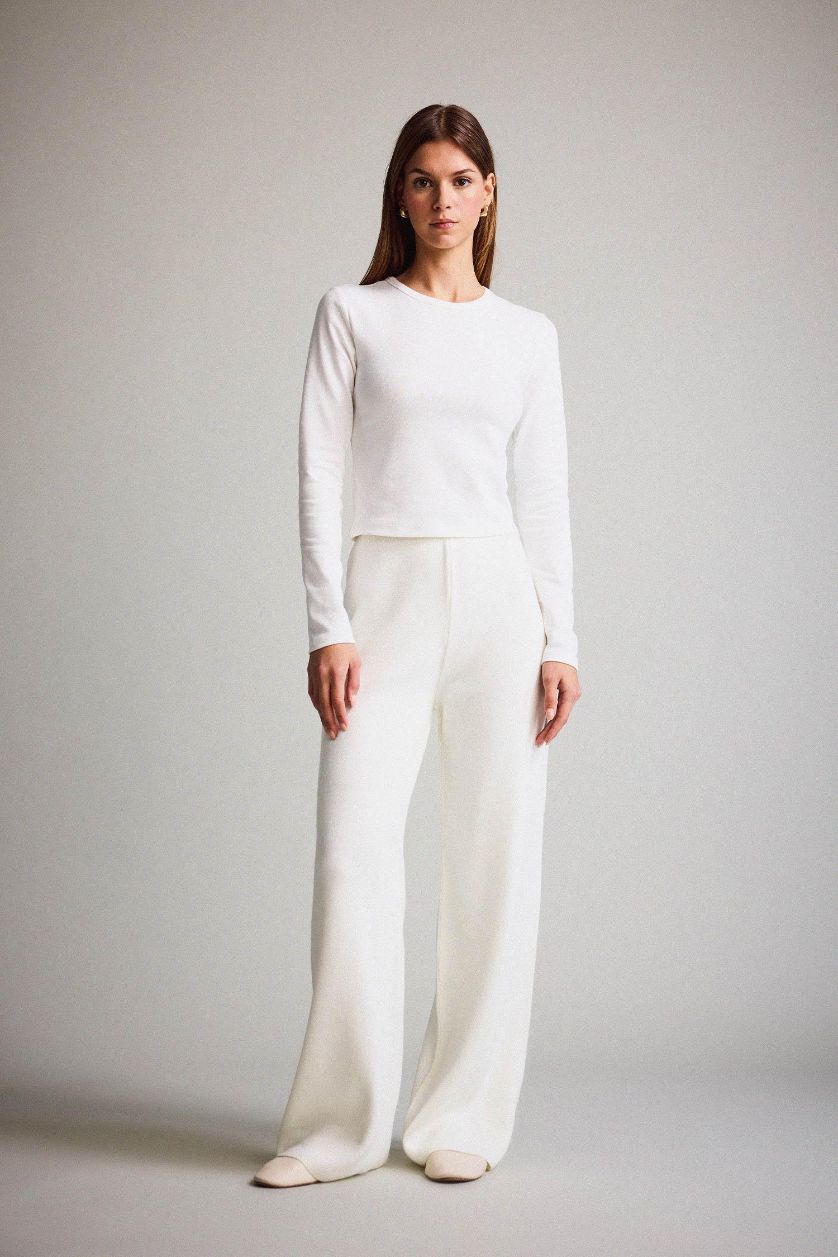 Kadın Ekru Relax Fit Normal Bel Pantolon