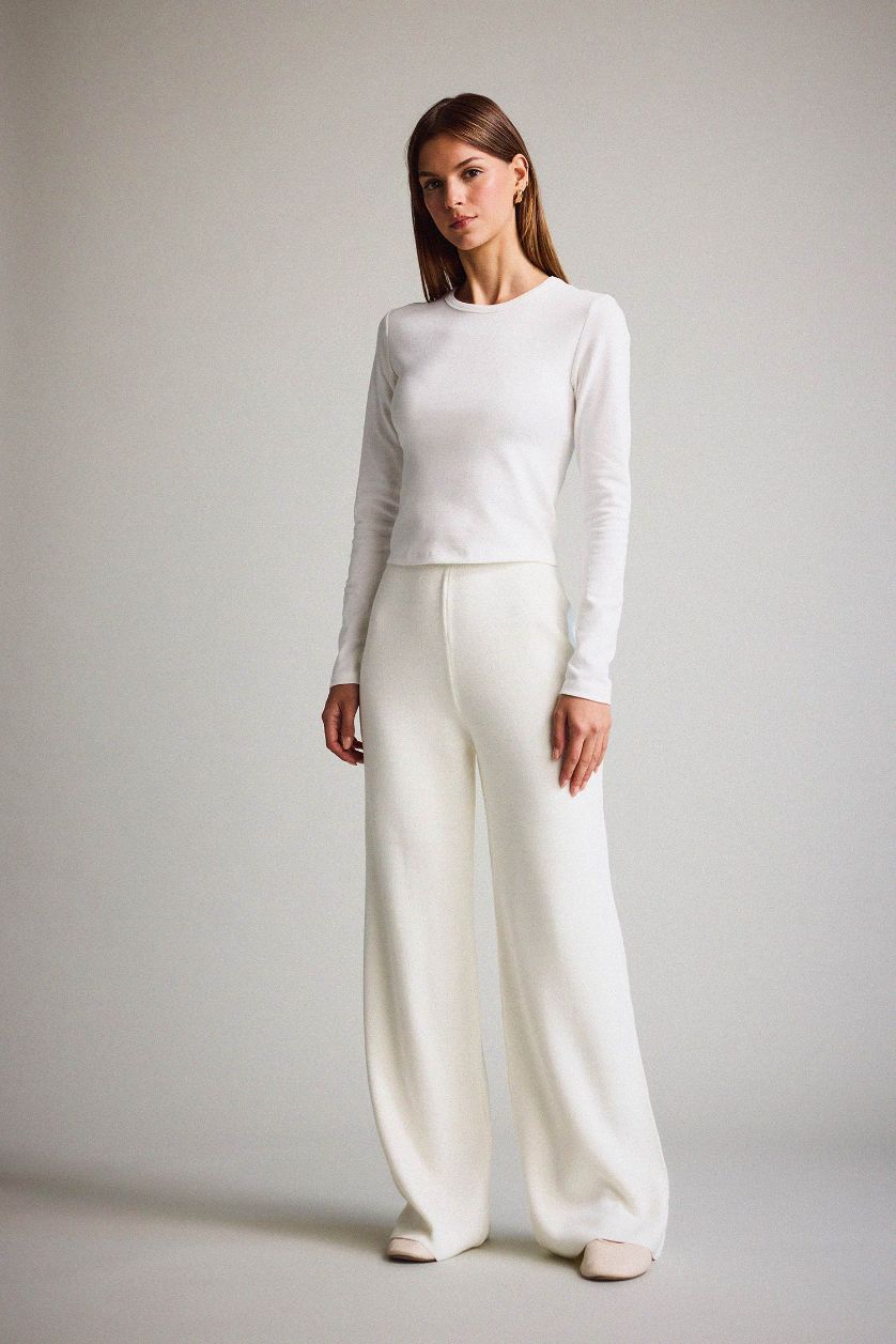 Kadın Ekru Relax Fit Normal Bel Pantolon