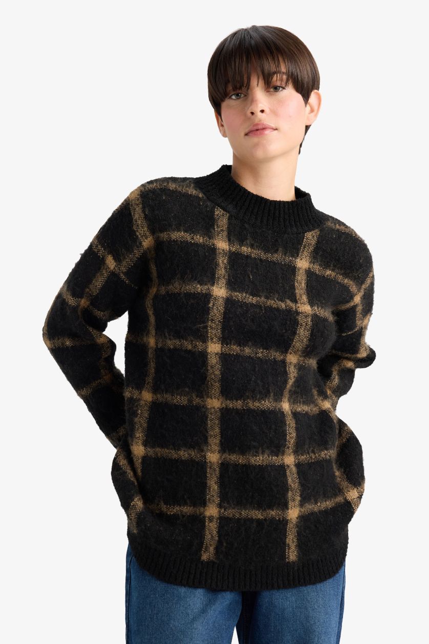 WOMAN Black Oversize Fit Half Turtleneck Plaid Knitwear Pullover