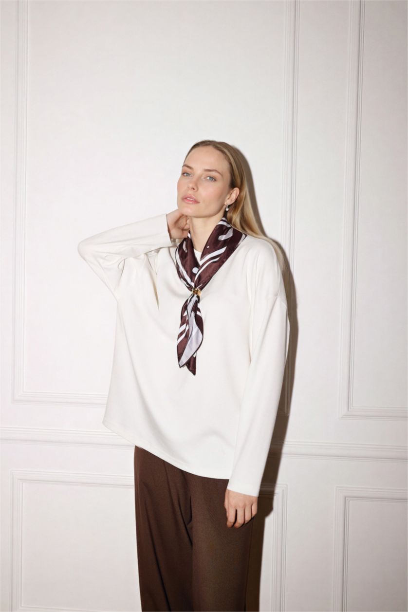 Woman Ecru تيشيرت ردن طويل وياخة مستديرة