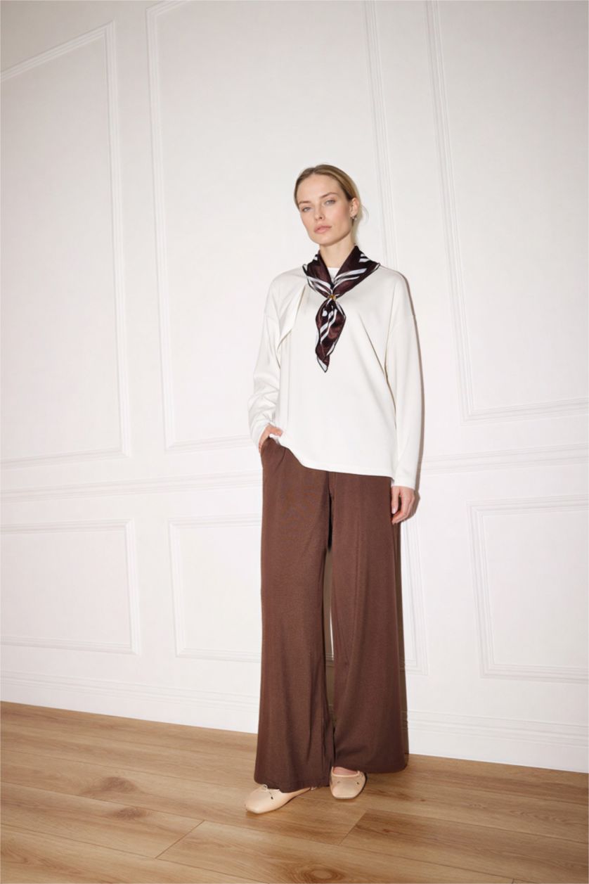 Woman Ecru تيشيرت ردن طويل وياخة مستديرة