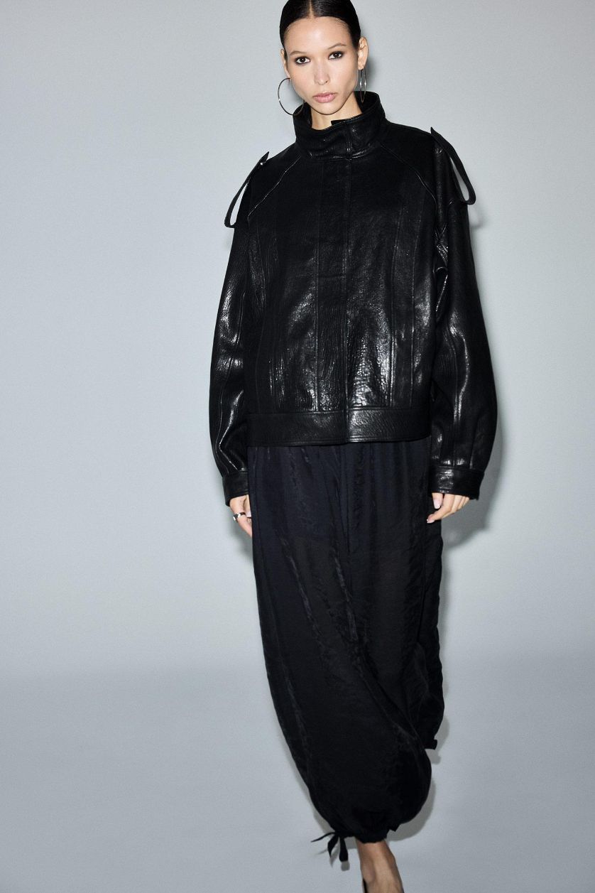 نساء أسود بنطلون بالون فيت وخصر عادي