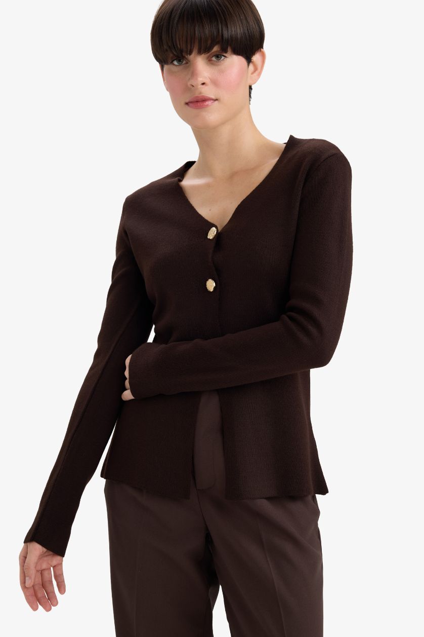 Kadın Kahve Fitted V Yaka Düğmeli Triko Hırka