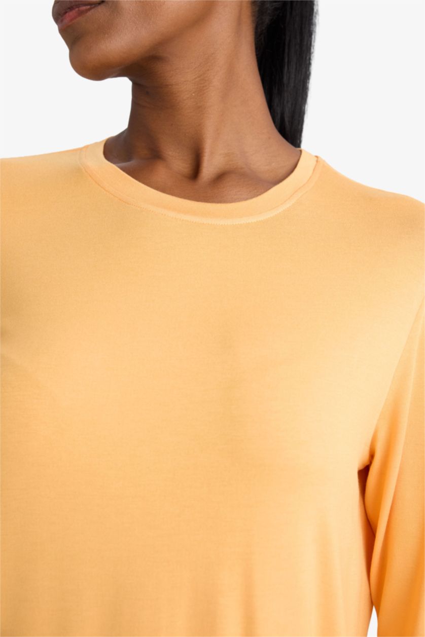 Kadın Açık Turuncu Standart Fit Bisiklet Yaka Sporcu Uzun Kollu Tişört