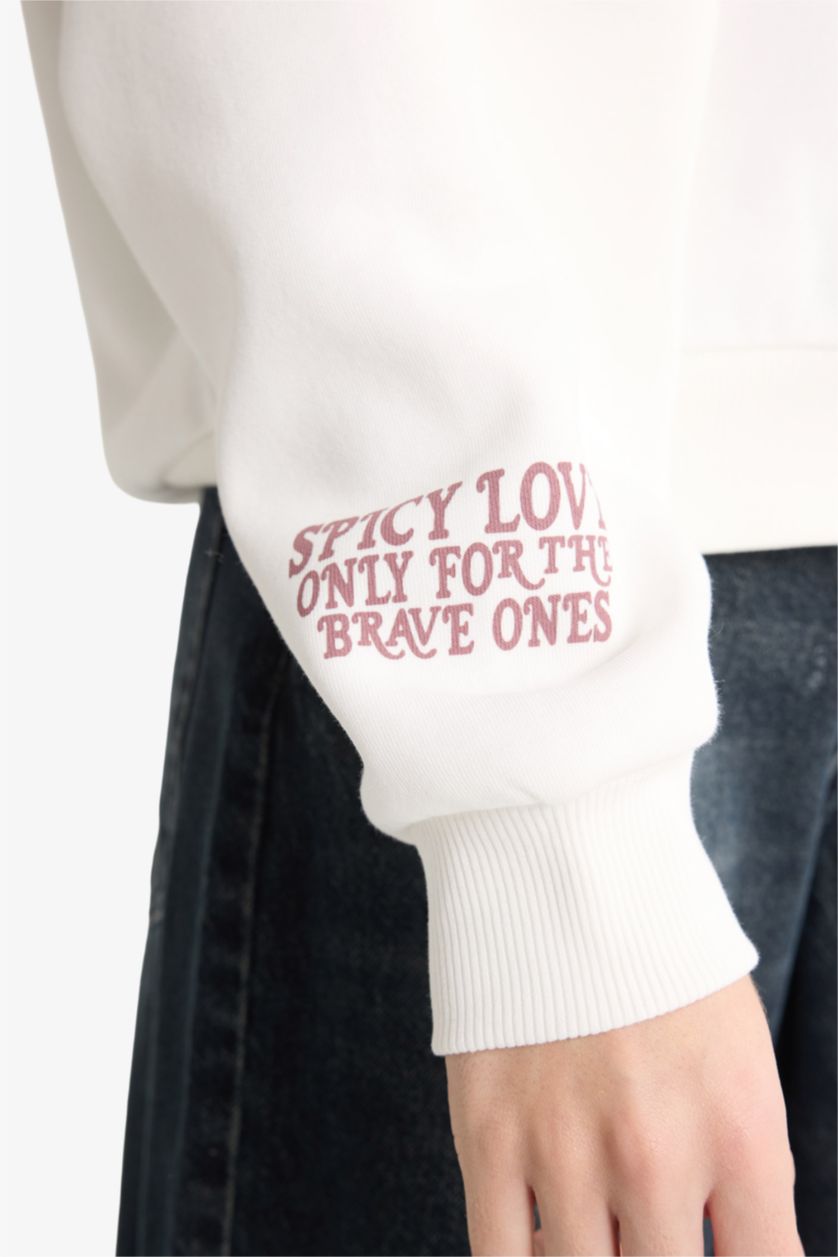 Woman White Oversize Fit Printed Long Sleeve Sweatshirt