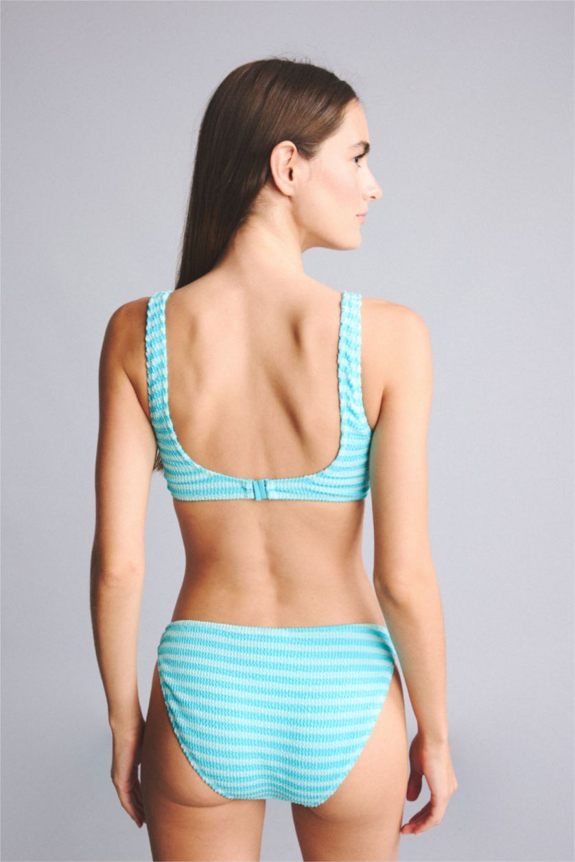 Kadın Deniz Mavisi Regular Fit Kırışık Dokulu Bikini Alt