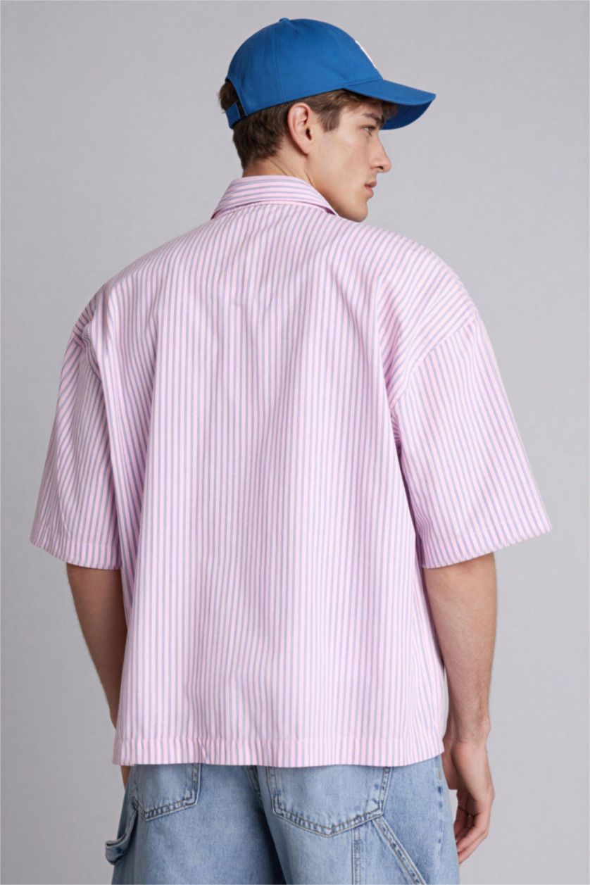 Erkek Açık Pembe Boxy Fıt Çizgili Kısa Kollu Gömlek