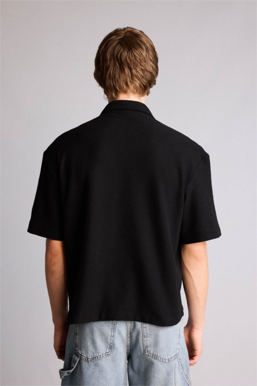 Man Black Man Short Sleeve Shirt