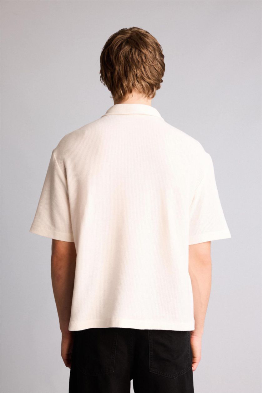 Мужчины Бежевый Трикотажная рубашка Boxy Fit с открытым воротником и коротким рукавом