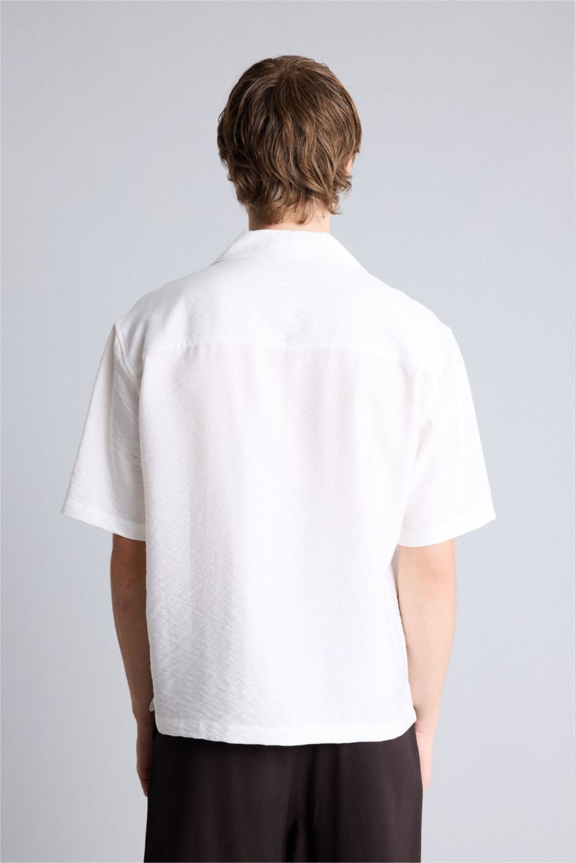 HOMME Écru Chemise boxy en tissu froissé à manches courtes