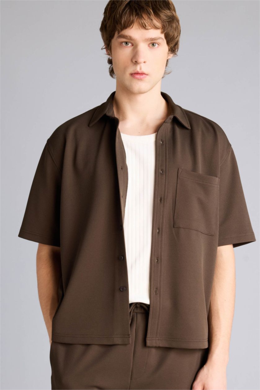 Ерлер Қоңыр Эластик матадан Boxy Fit жейде