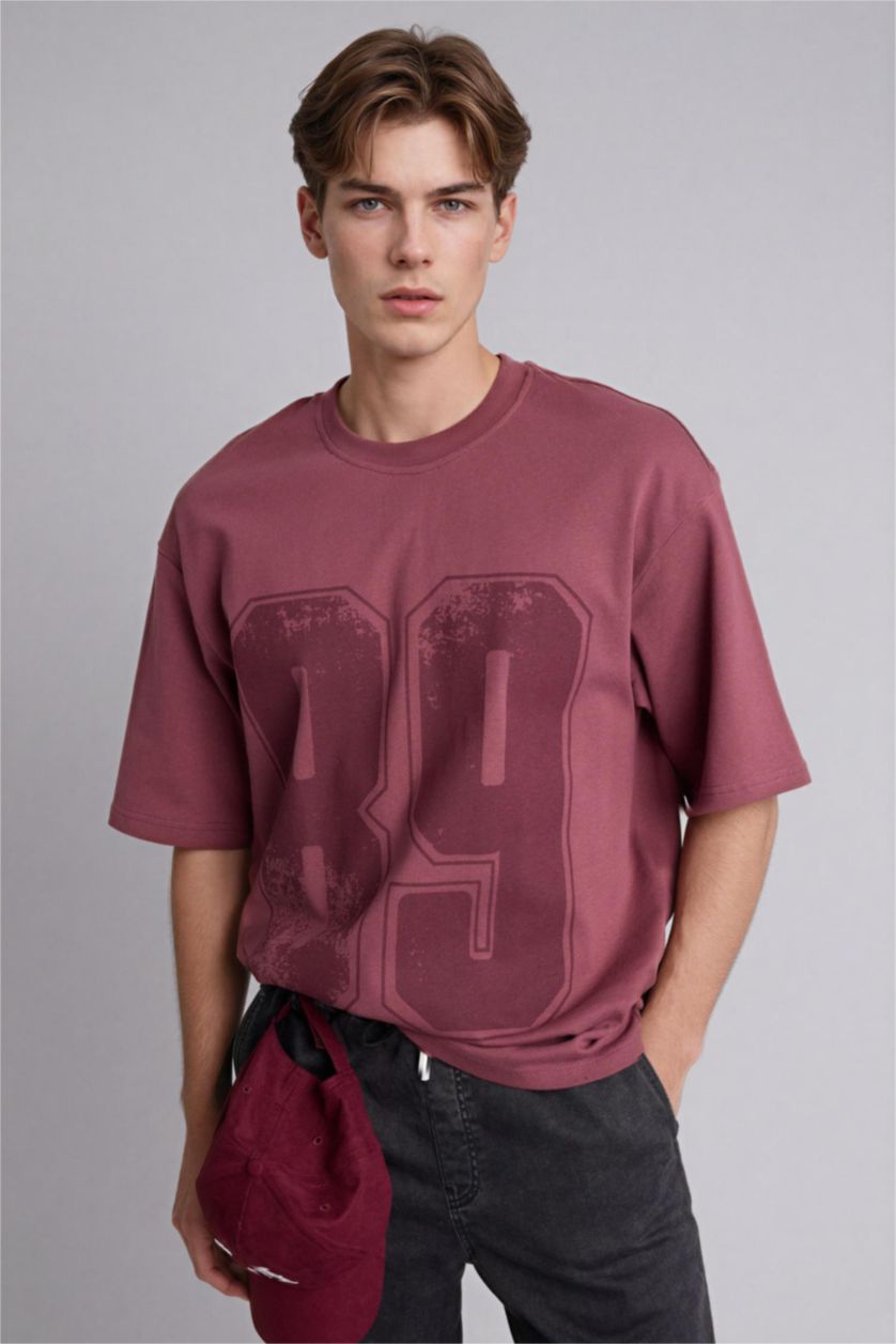 Man Light Bordeaux Textured Boxy Fit T-Shirt