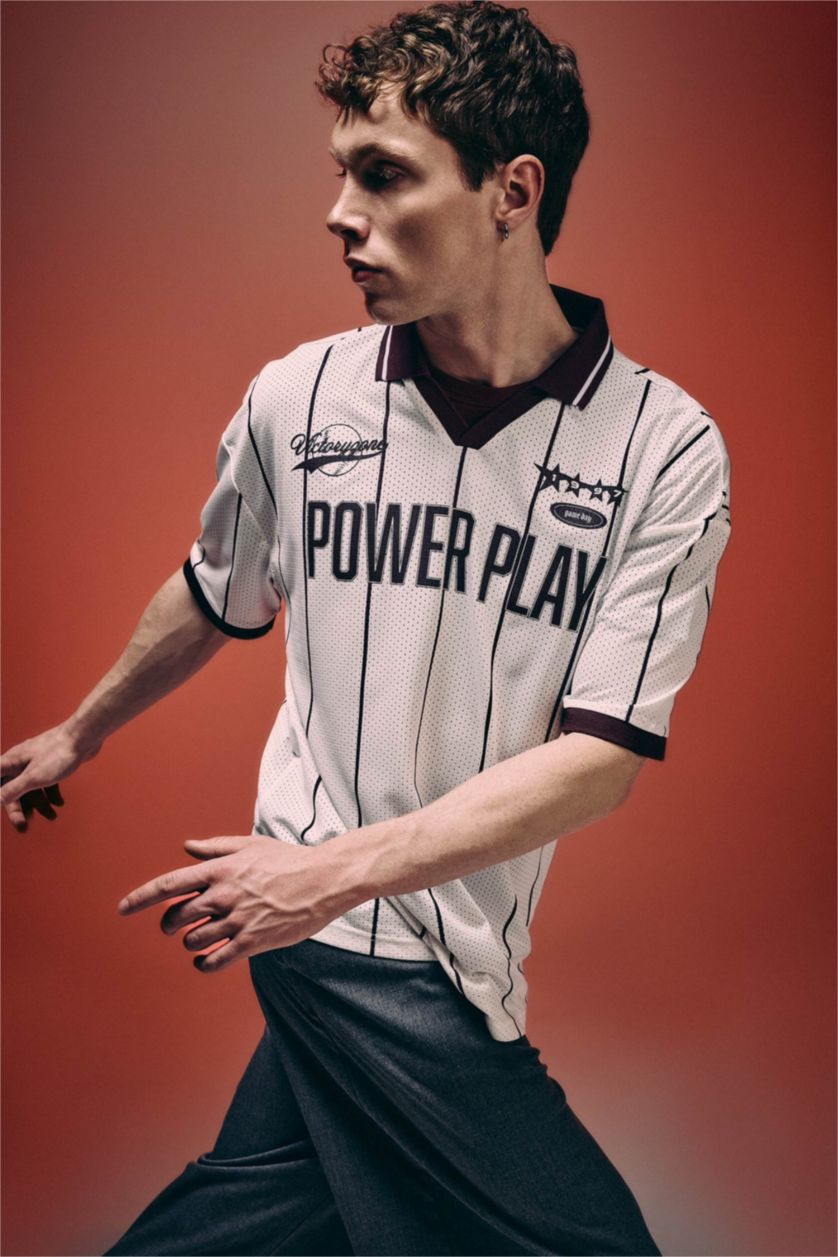 Erkek Ekru Loose Fıt Slogan Baskılı Polo Tişört