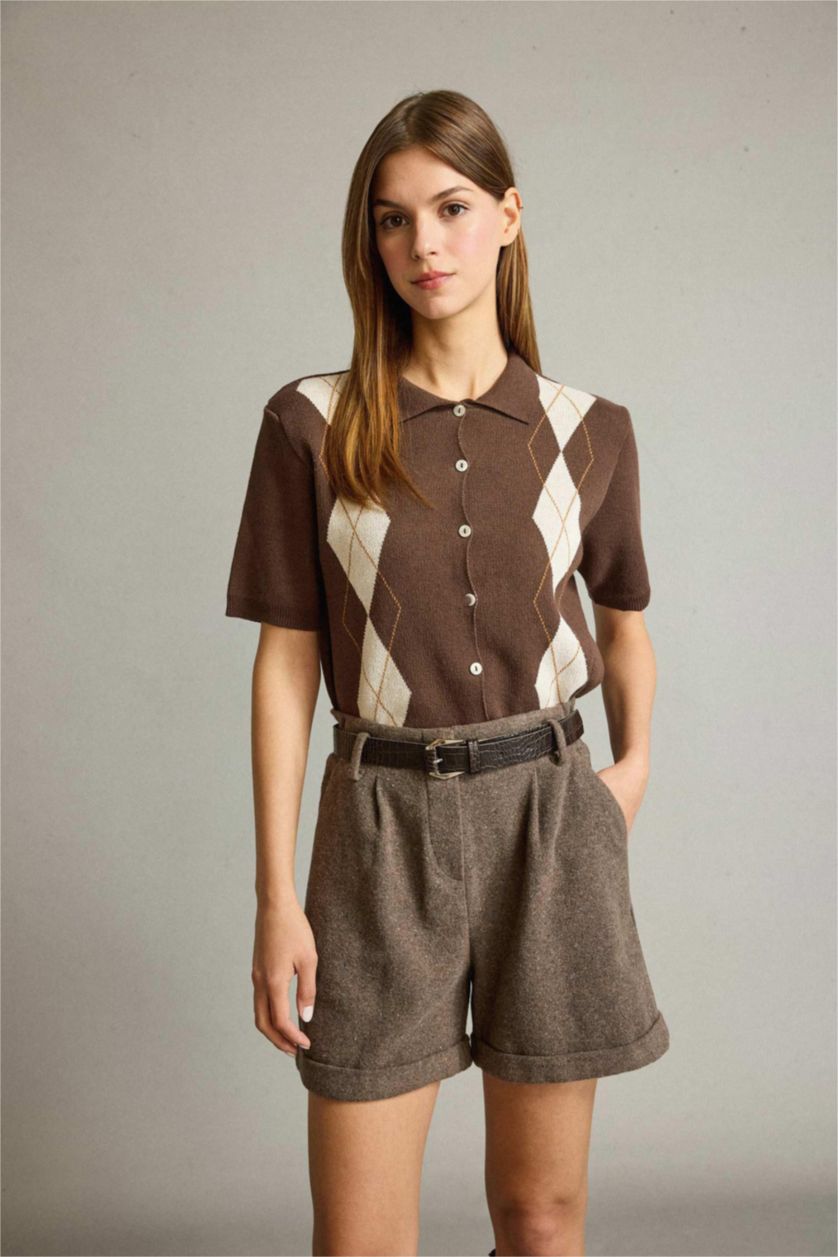 Kadın Açık Kahve Kemerli Cepli Dokuma Şort