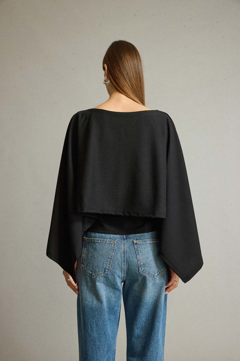 Kadın Siyah Kayık Yaka Yarasa Kollu Bluz