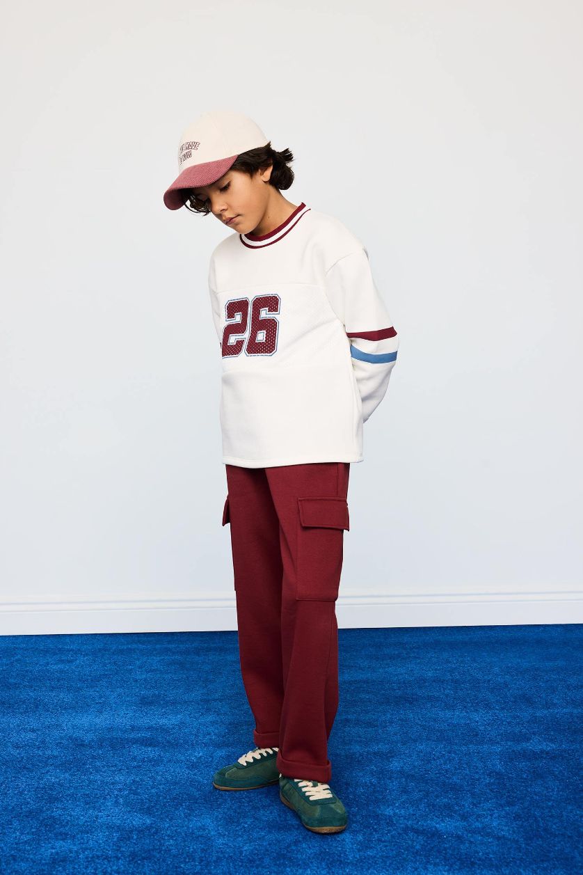 Erkek Çocuk - Genç Erkek Kırık Beyaz Bisiklet Yaka Baskılı İçi Yumuşak Tüylü Sweatshirt Erkek Çocuk