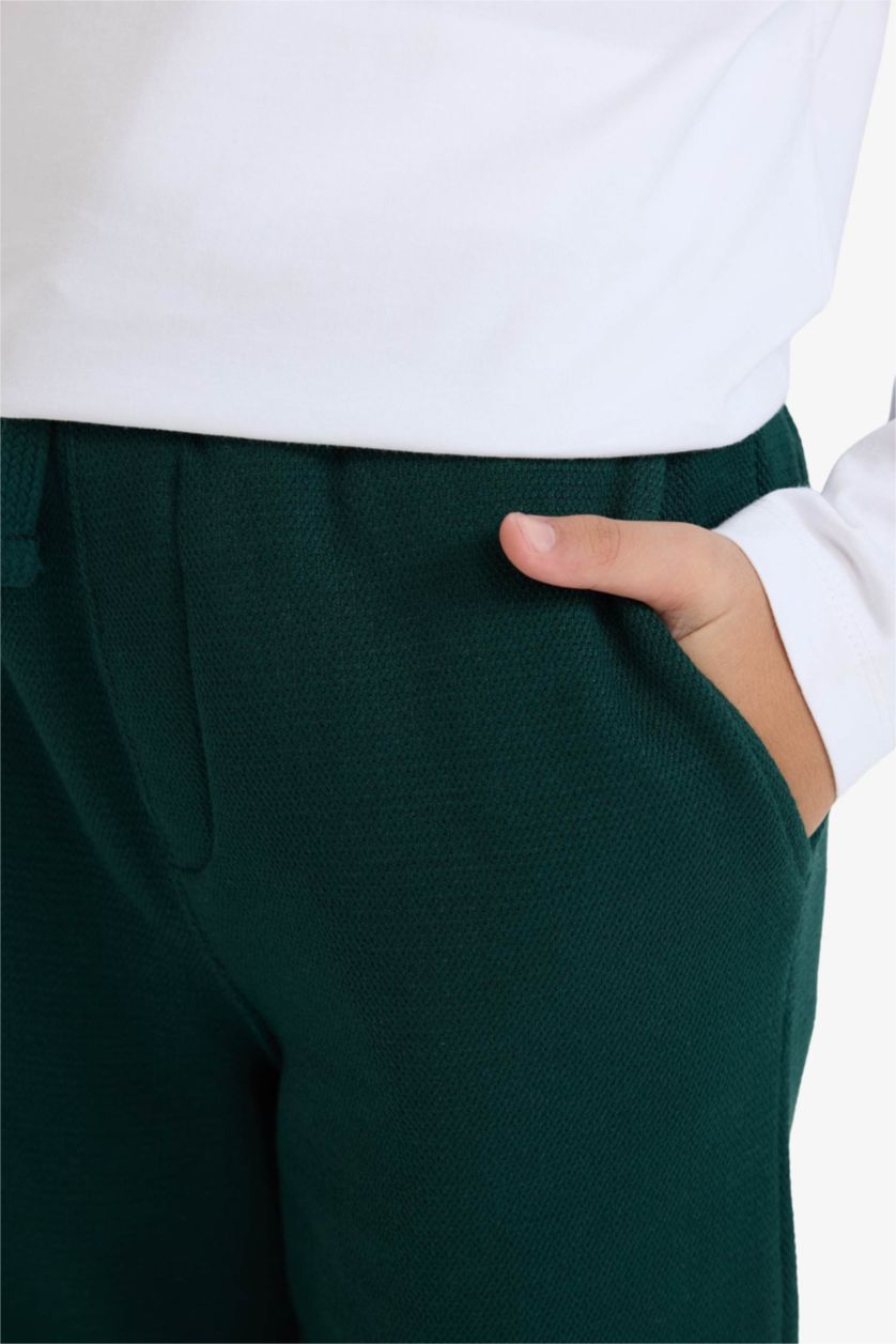 أولاد أخضر بنطرون ولادي قصة عادية