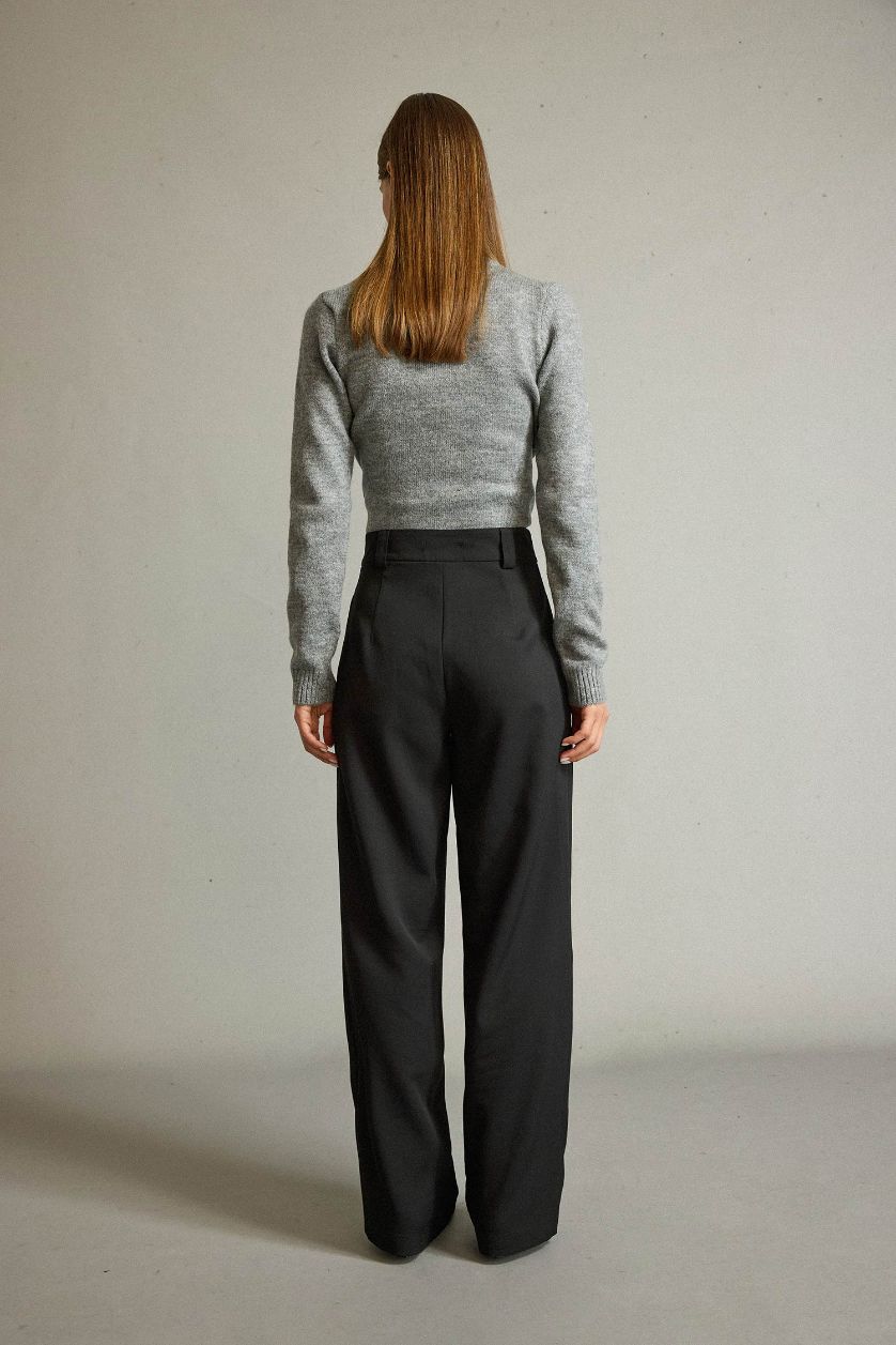 Kadın Siyah Relax Fit Normal Bel Düz Paça Pantolon