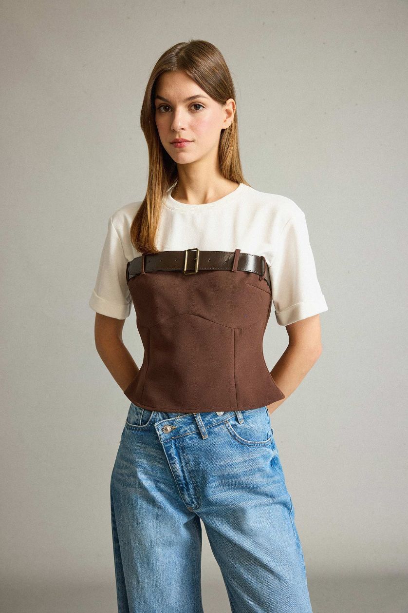 Kadın Açık Kahve Bisiklet Yaka Kemer Detaylı Kısa Kollu Bluz