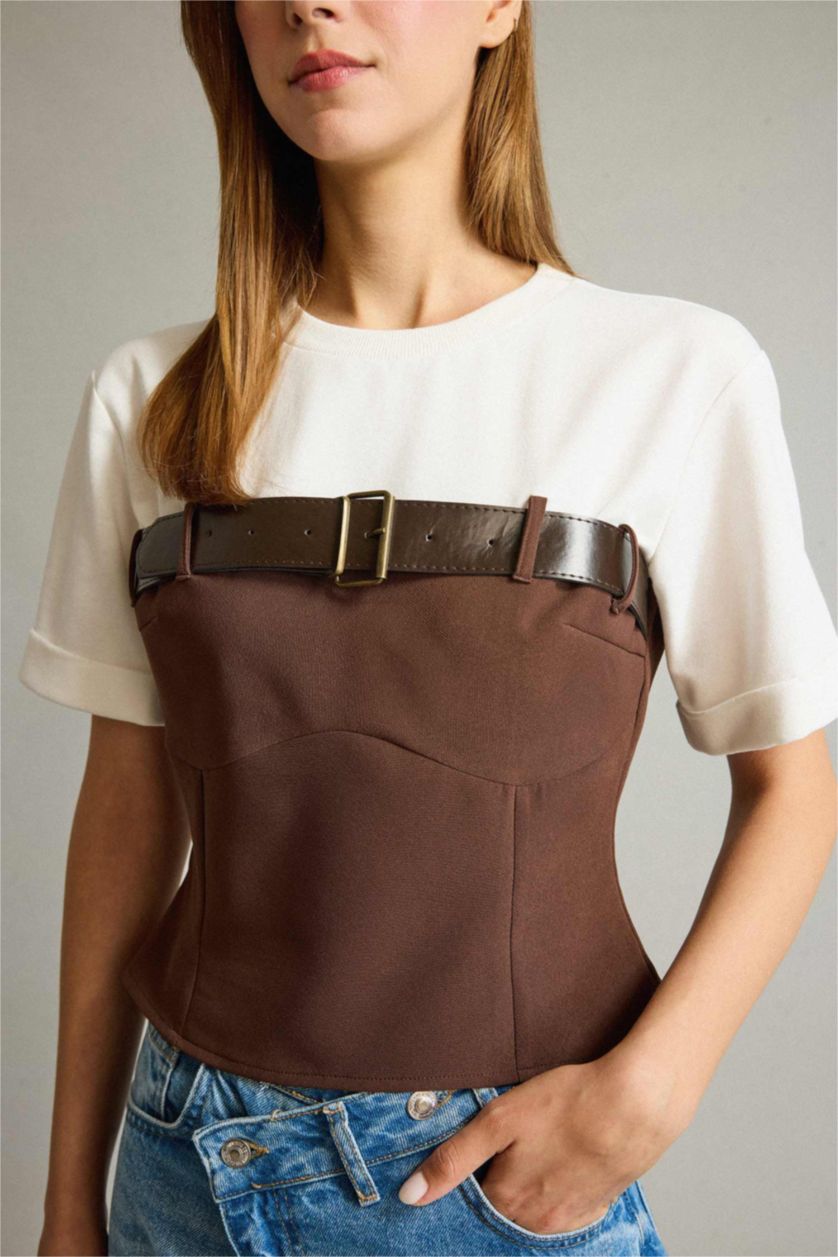 Kadın Açık Kahve Bisiklet Yaka Kemer Detaylı Kısa Kollu Bluz