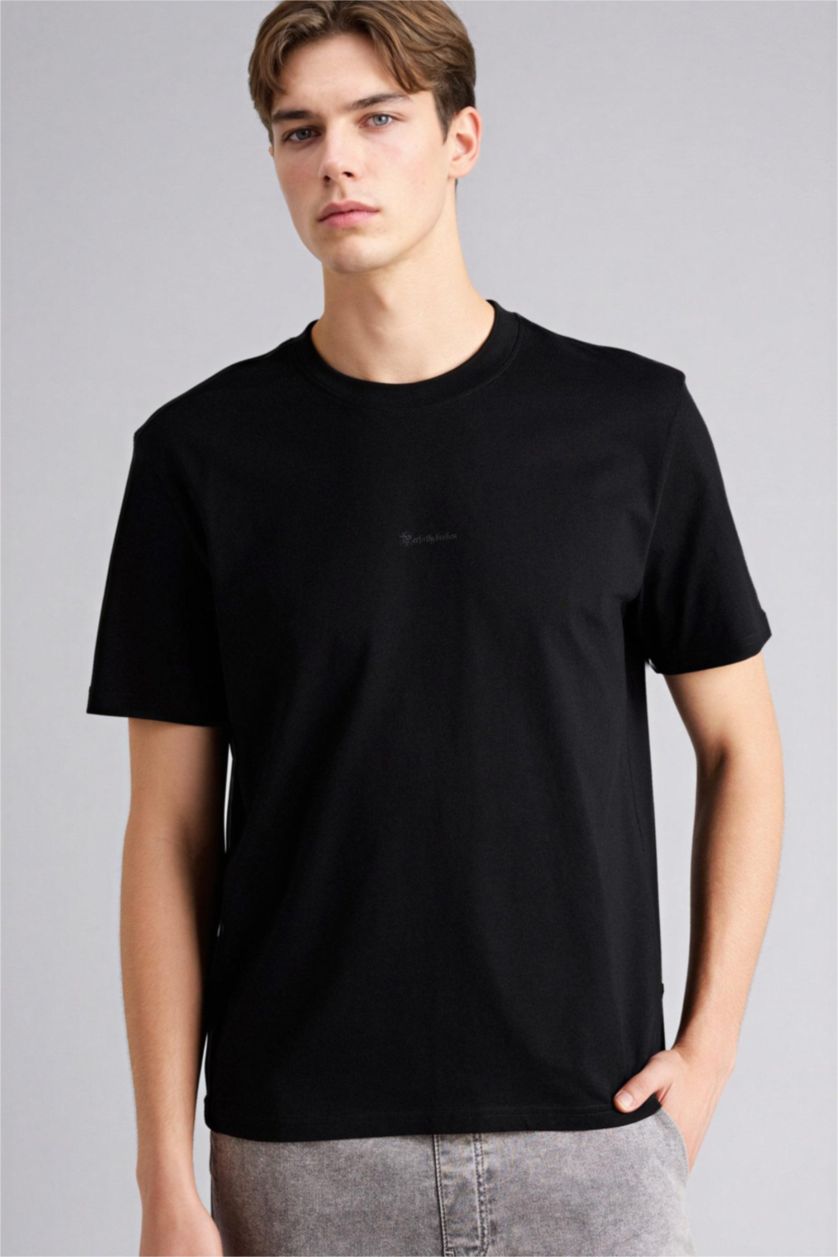 Ерлер қара Man Short Sleeve T-Shirt