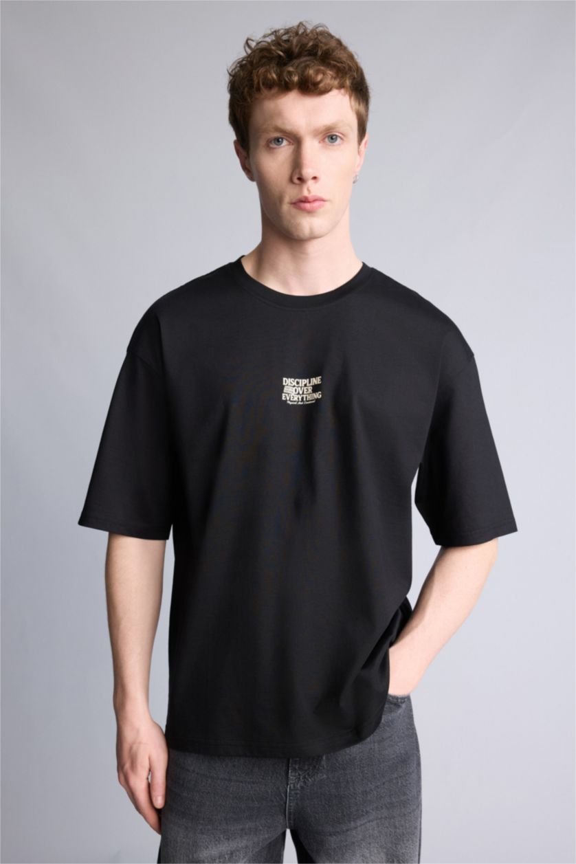 Ерлер қара 100% мақта Boxy Fit баспалы футболка