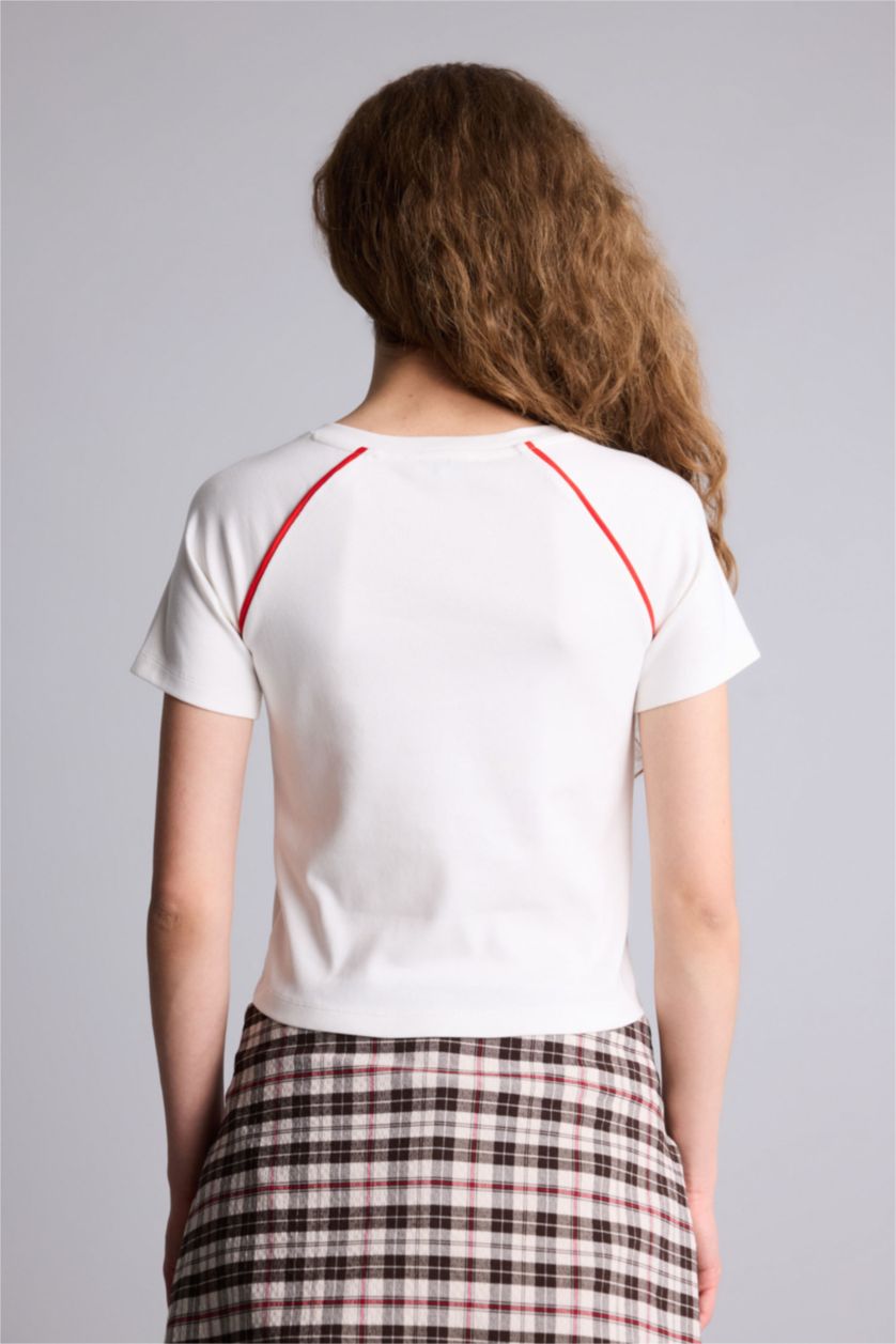 Женщины Кремовый Supergirl Fitted V жағалы баспалы рибана қысқа жеңді футболка